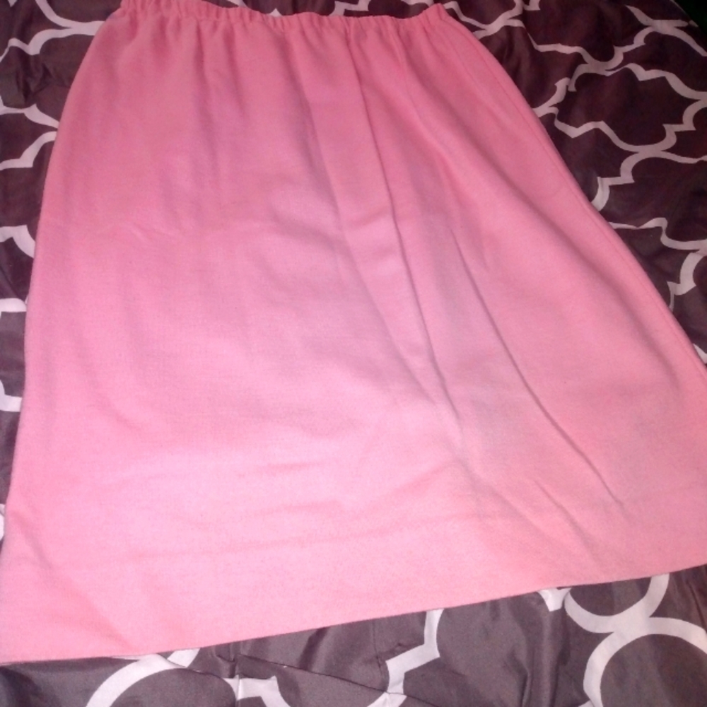 Vintage  50s/60s Pastel Pink Wool pencil Skirt Size 18